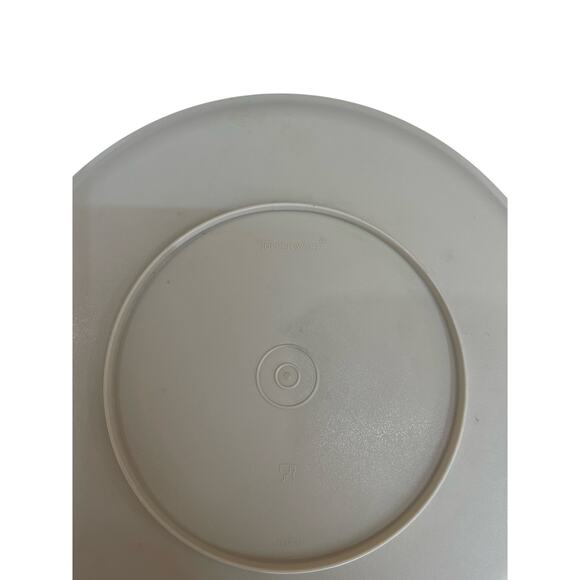 Vintage Tupperware 1531-4 Almond Serve It All Replacement Serving Plate ONLY - Picture 3 of 6